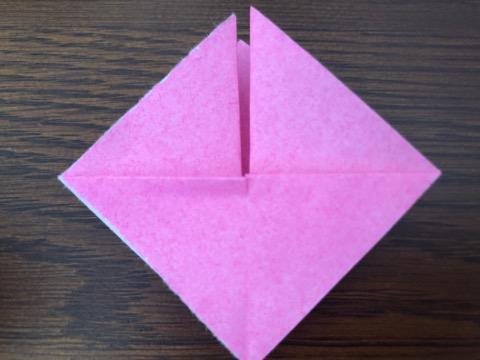 桃の花を折り紙の手順7